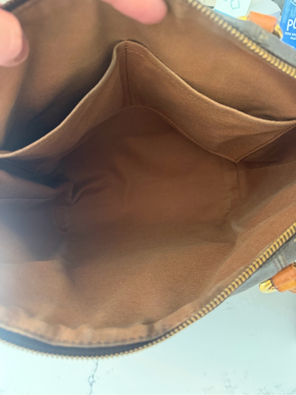 Authentic Louis Vuitton Monogram Totally PM - Picture 8 of 9